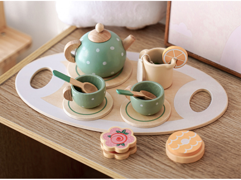 Wooden afternoon tea set