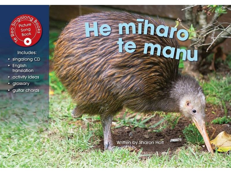 He miharo te manu (Birds are Amazing) sing - along book