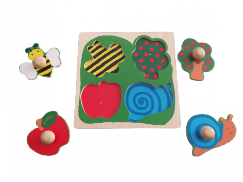What's in the garden puzzle with knob