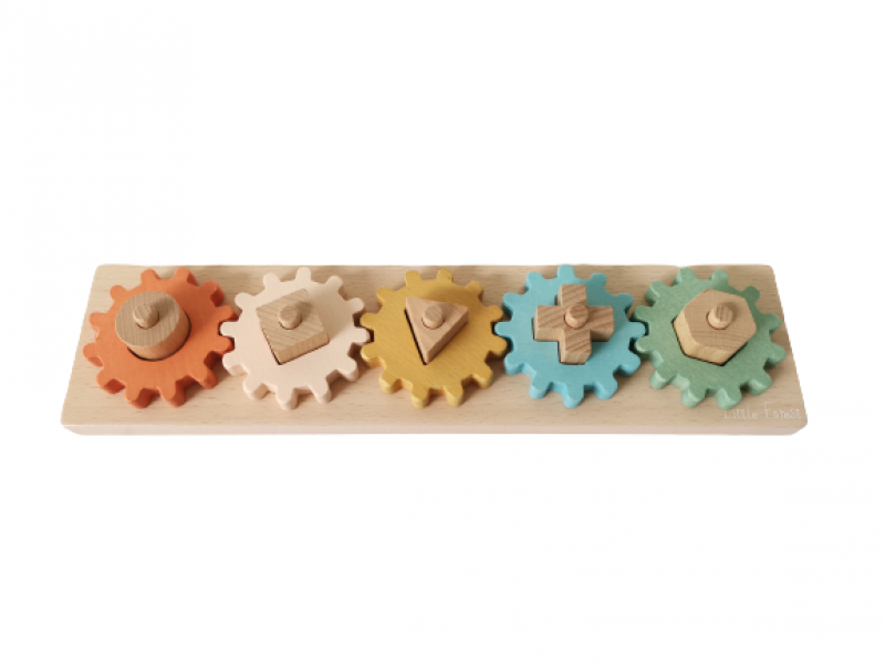 Wooden gear puzzle